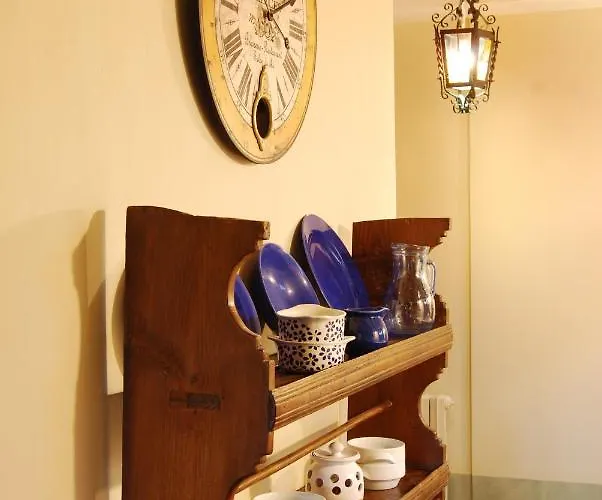 Vila Casa Maria Berna Sarvisé