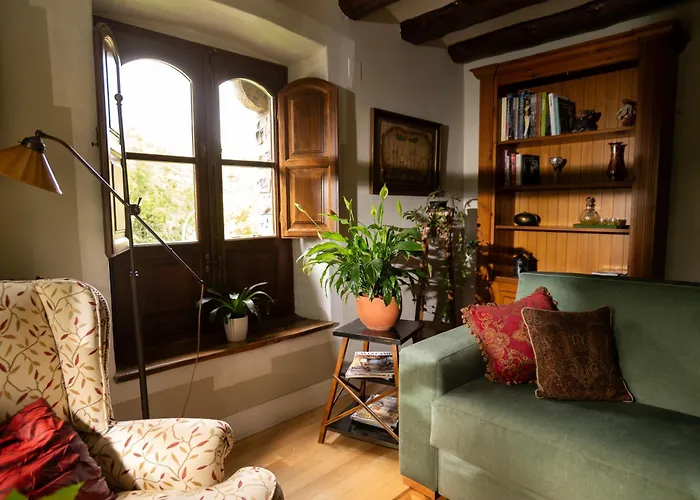 Casa Maria Berna Vila Sarvisé