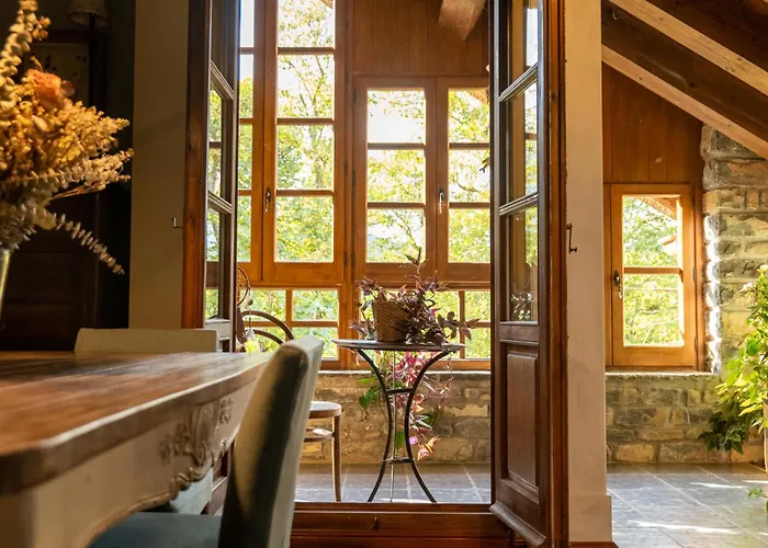 Casa Maria Berna Sarvisé