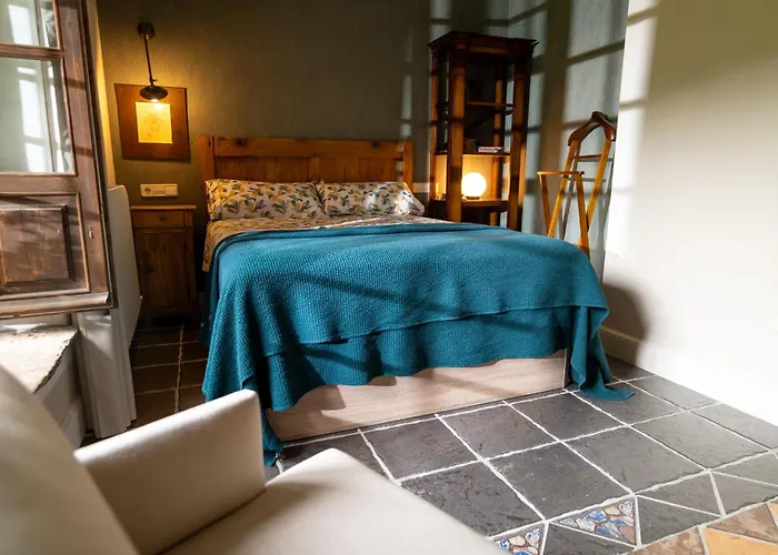 Casa Maria Berna Vila *